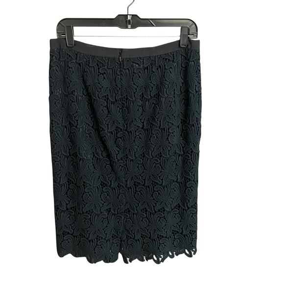Talbots Dark Navy Lace Straight Fit Knee Skirt Womens Size 4 - Picture 4 of 6